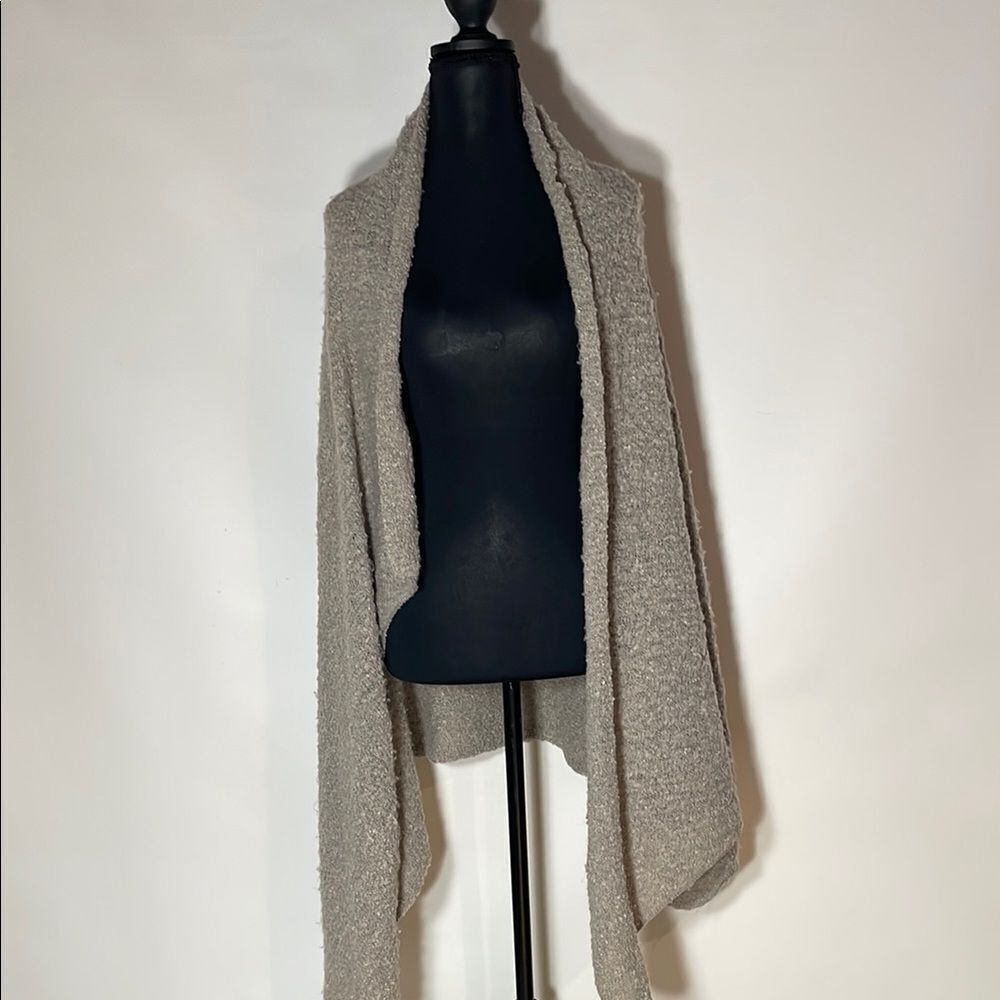 Cozy Women's large scarf or shawl  in Cream